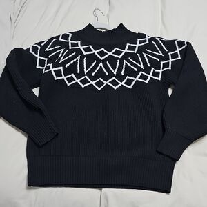 Sonoma Black and White Geometric Women's Sweater